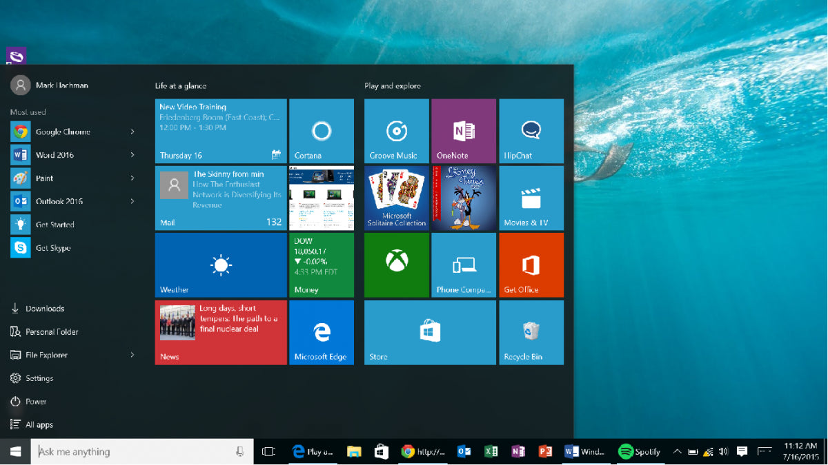 Escritorio de Windows 10 Pro con el menú Inicio
